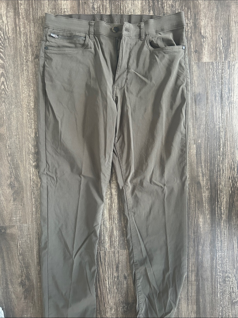 Copper & Oak Men's Slim Straight Pants in Olive Green